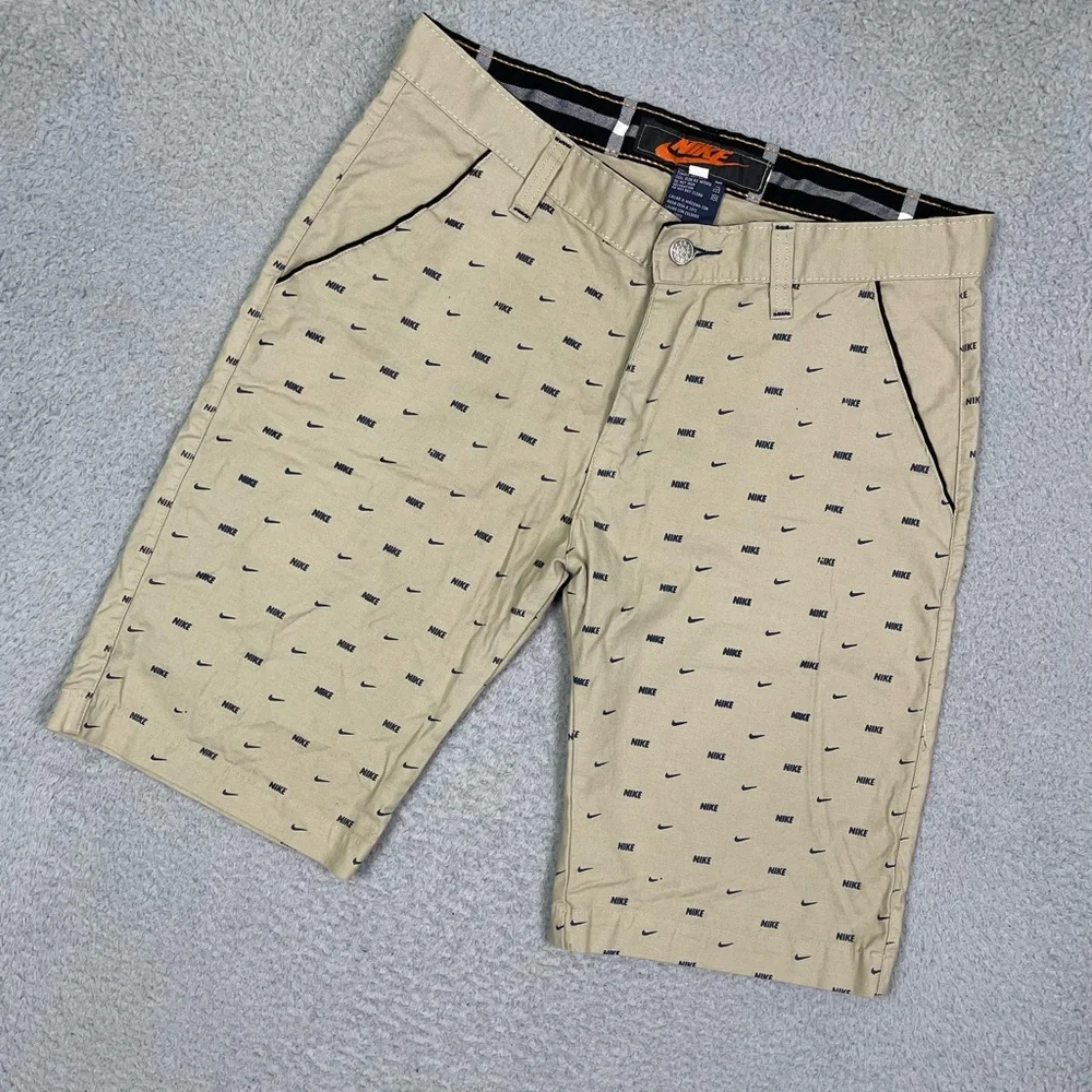 Nike‎ AOP shorts